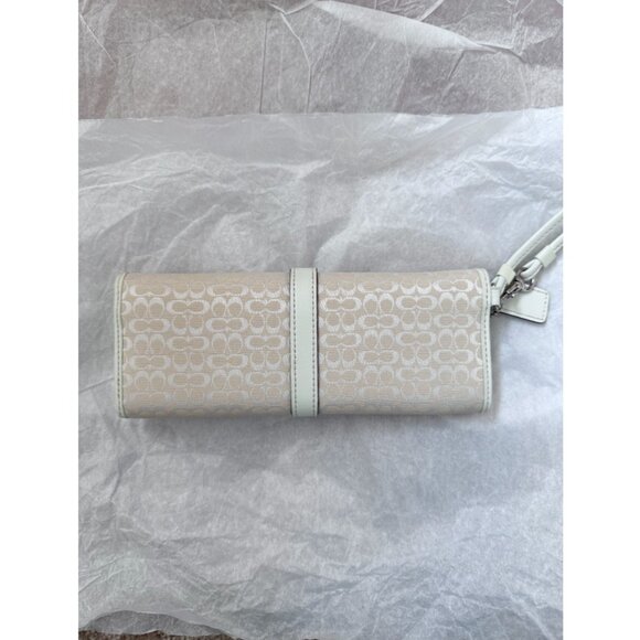Coach Ivory Long Wallet Wristlet - Picture 2 of 11